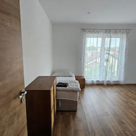 Vivino Apartmán *